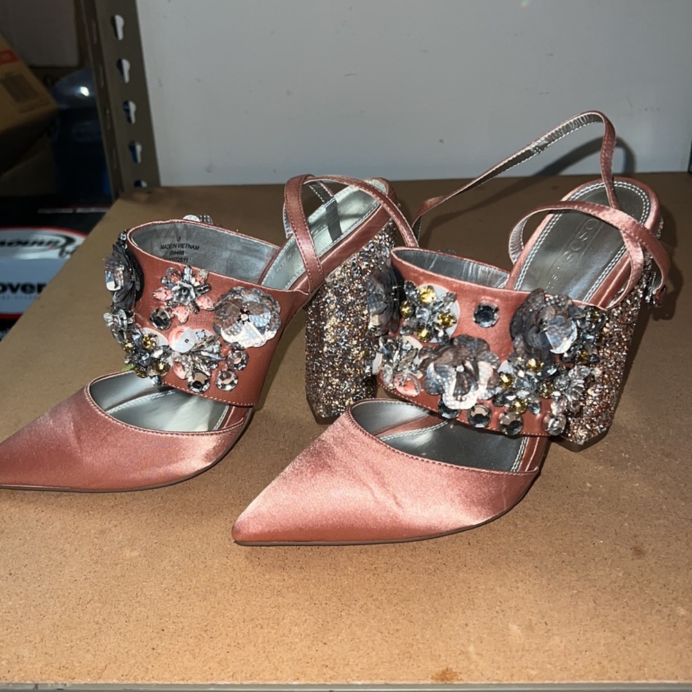 ASOS Rose Gold Embellished Block Heel Pumps - Picture 6 of 7